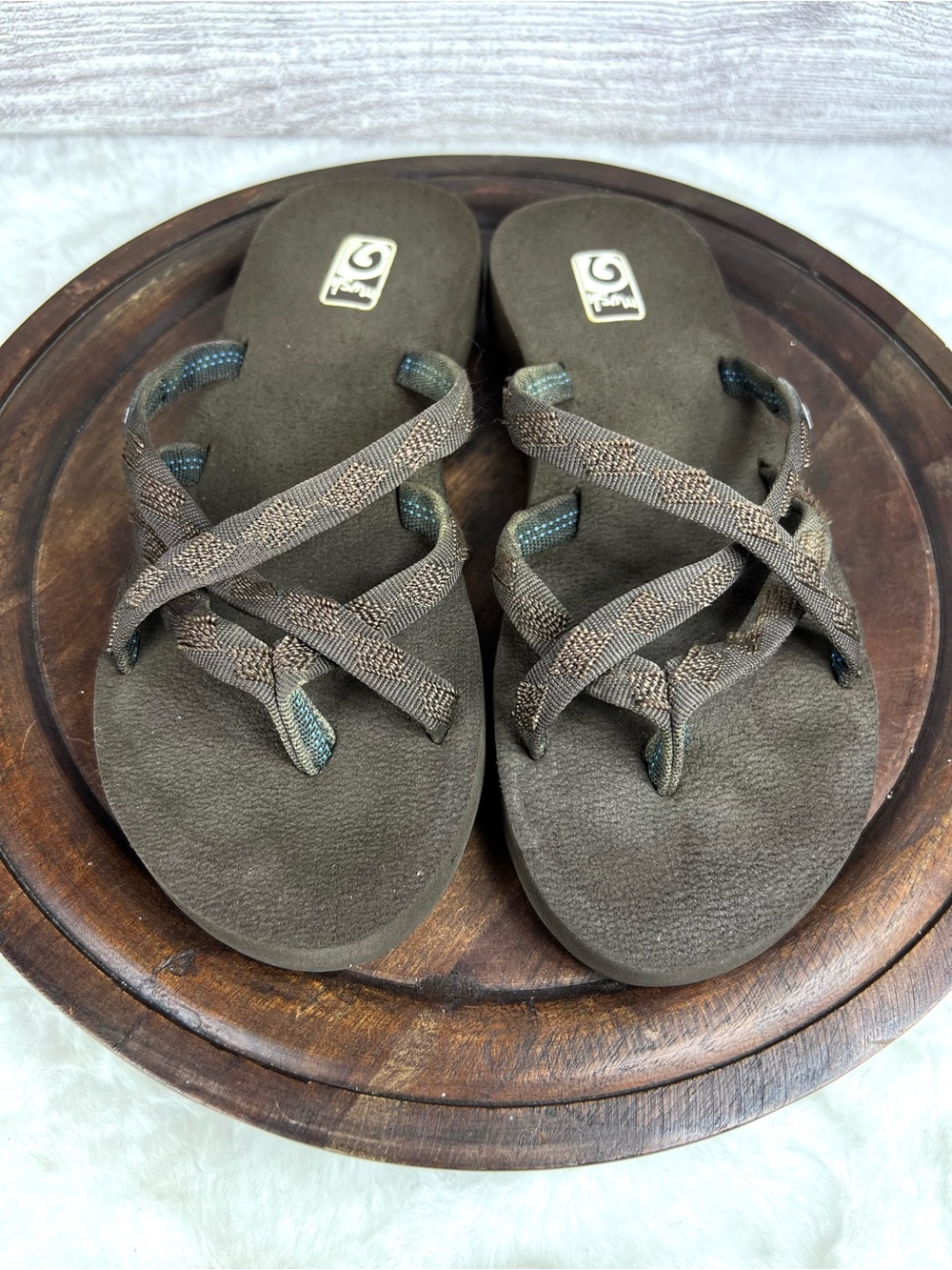 Teva Women’s Brown Mush Thong Flip Flop Sandals Shoes Size 6 Outdoor Boho Beach - Picture 3 of 11